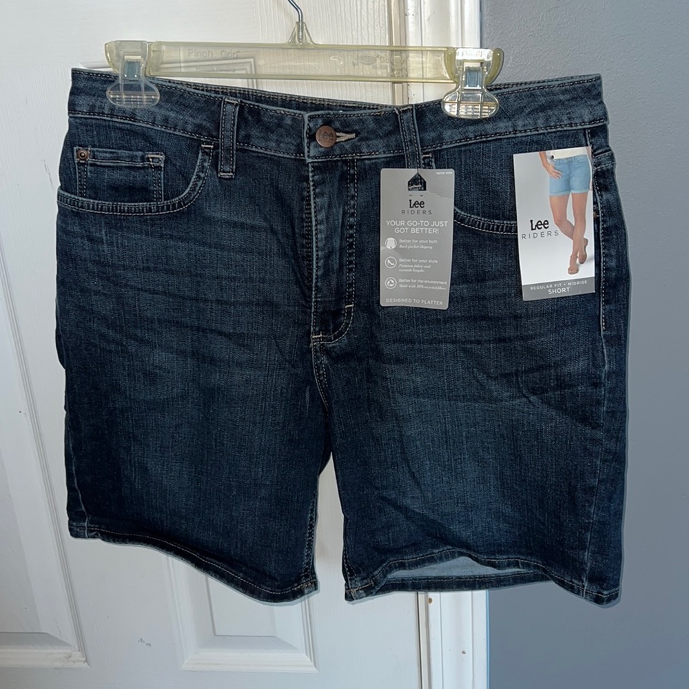 Lee mid rise shorts